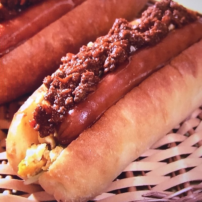 ドライカレーとたまごのホットドッグ(カンテグランデベーカリー)