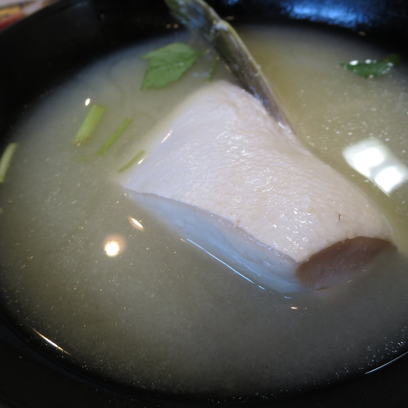 あら汁(廻転寿司 海鮮)