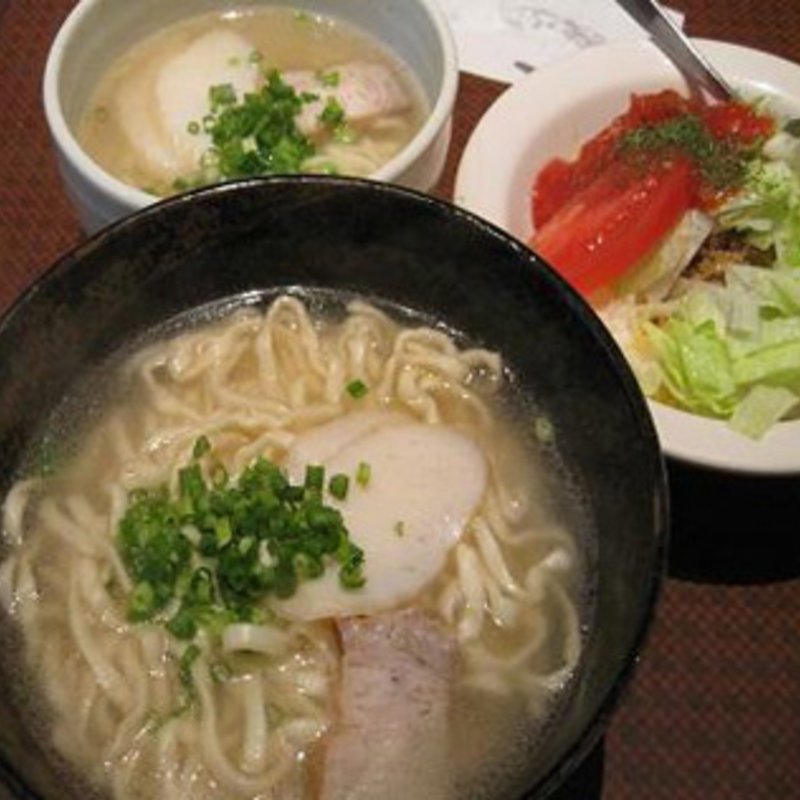 タコライス＆ハーフそば(あしびなー)