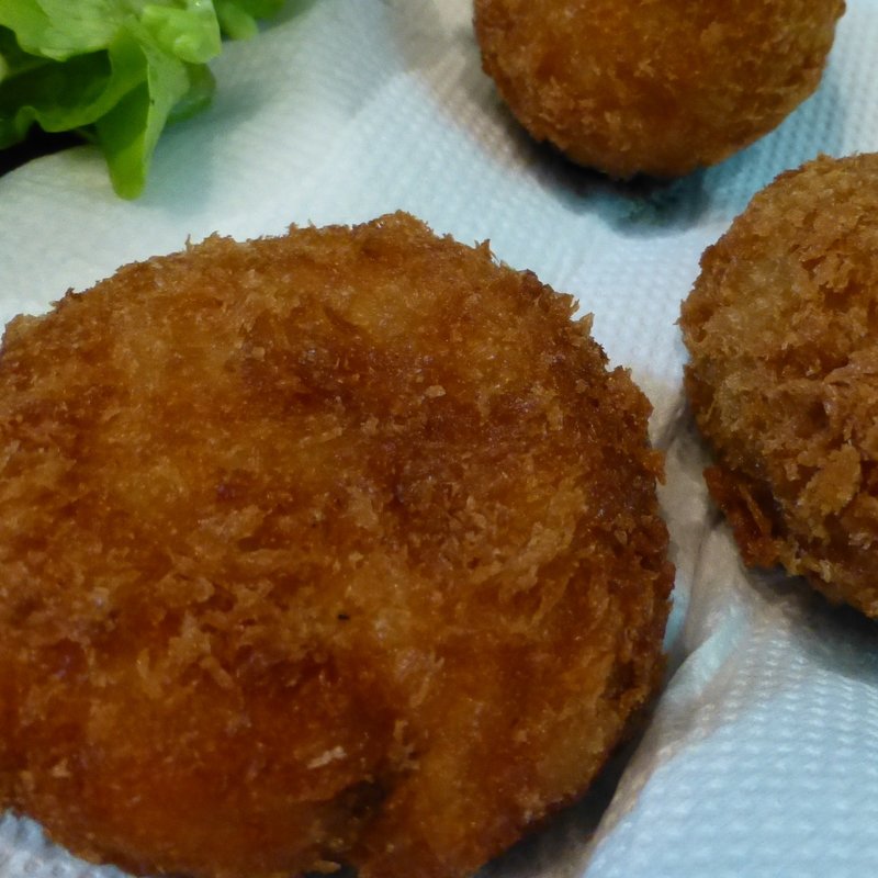 そばコロッケ(美食家 惣菜処どん)