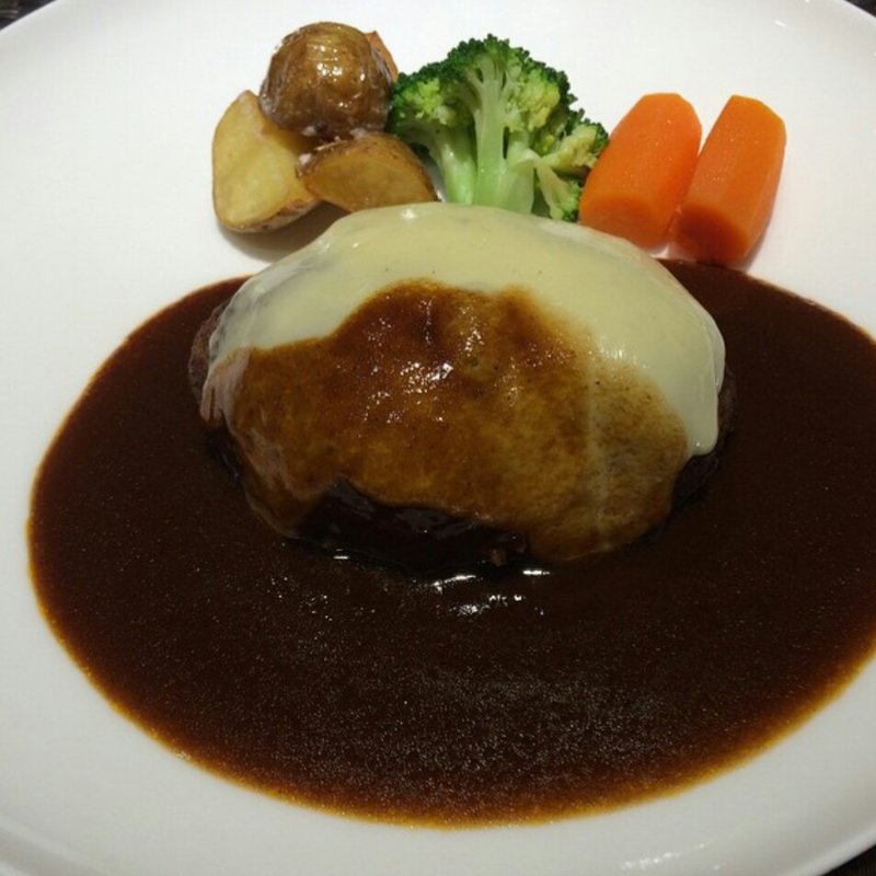 チーズハンバーグ(マンヨウケン クラシク （MANYOKEN classique）)