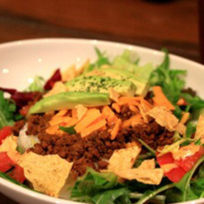 アボカドタコライス(ヴィレッジヴァンガードダイナー ルミネ横浜)