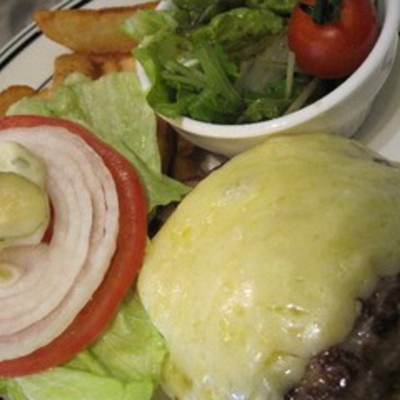 グリュイエールチーズバーガー(ヴィレッジヴァンガードダイナー ルミネ横浜)