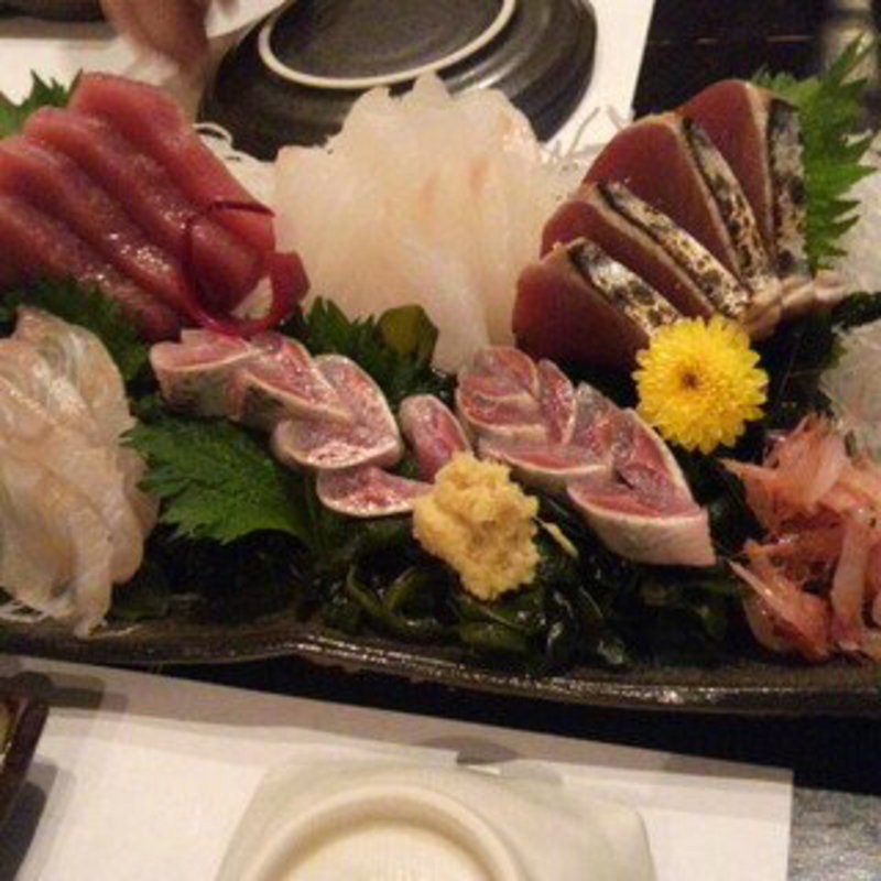 お刺身盛り合わせ(善屋)