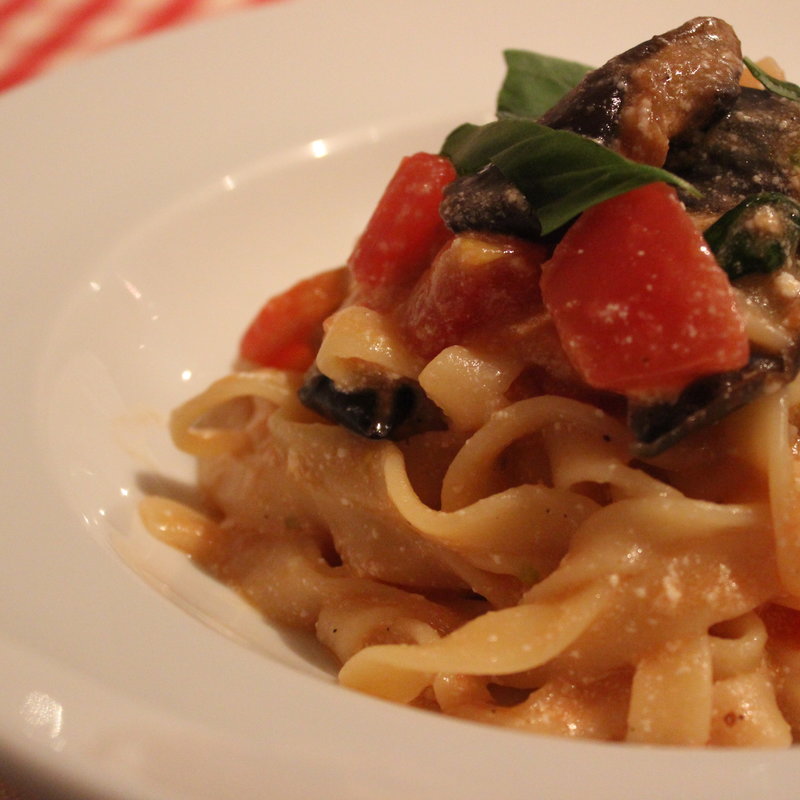 茄子とフレッシュトマト・リコッタチーズ　タリアテッレ　パスタランチ(オステリア・トット)