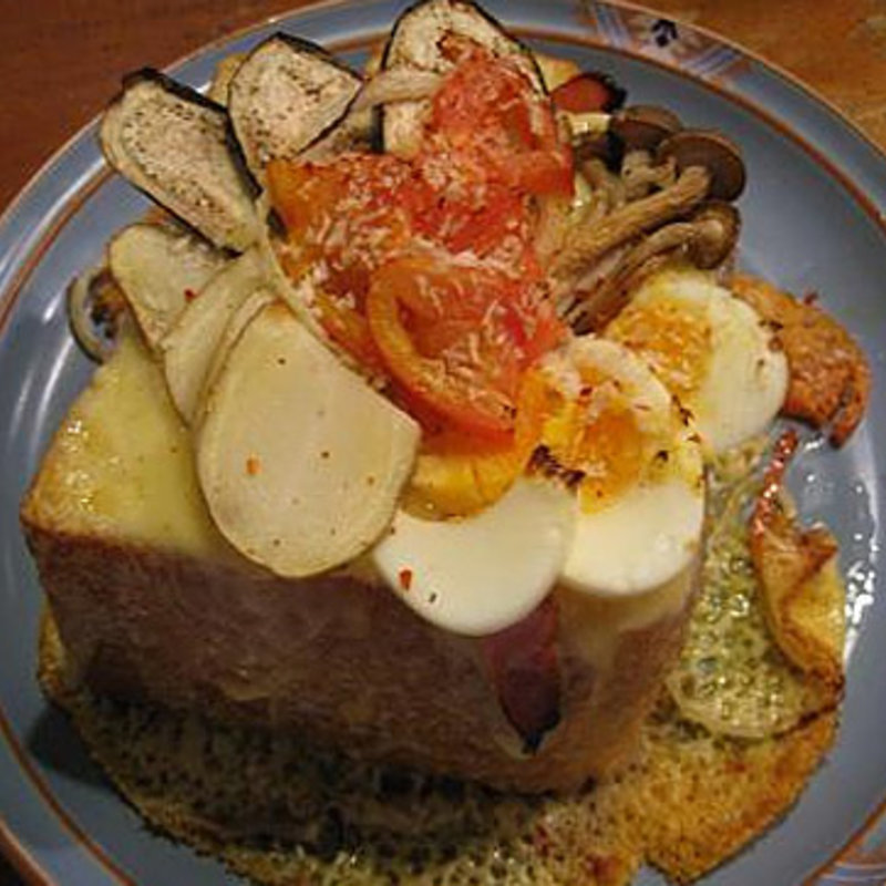 ブレッドグラタン　アンチョビ風(アンチョビ 湘南藤沢店)