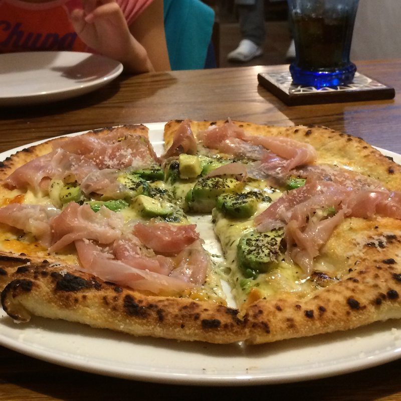 アボカドと生ハムのピッツァ Lサイズ(ピッツァ 1212)