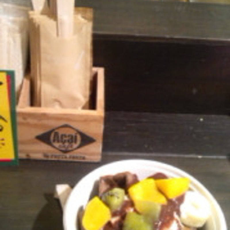 アサイーワッフル  （マンゴー&バナナ）(フルッタフルッタアサイーカフェ)