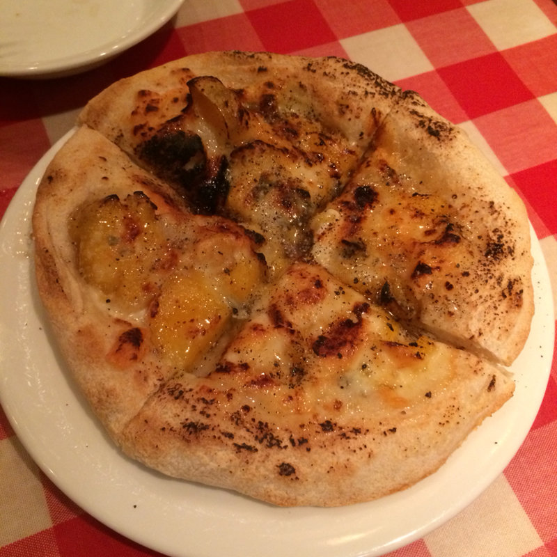 安納いもとゴルゴンゾーラのミニピッツア(炉端イタリアン ICORIBI 堂島)