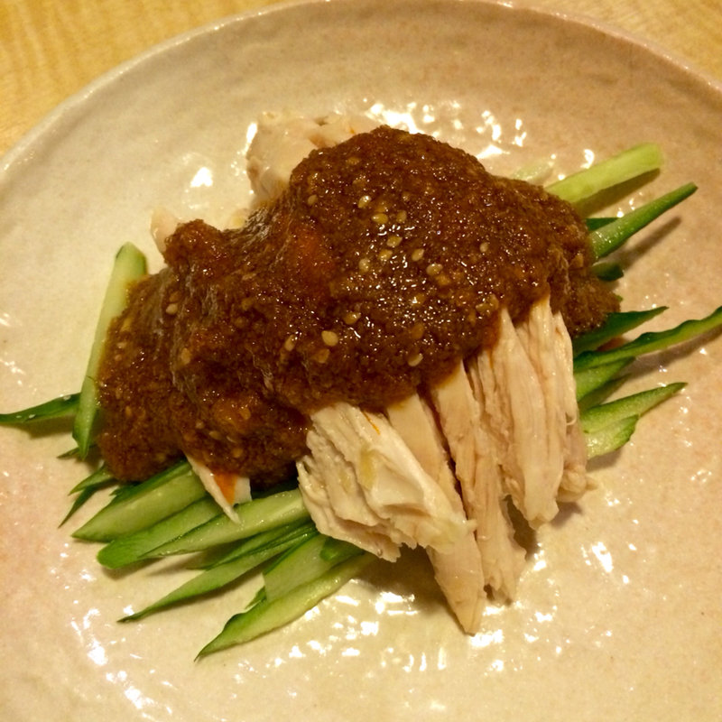 蒸し鶏の四川風胡麻ソース(みわ亭)