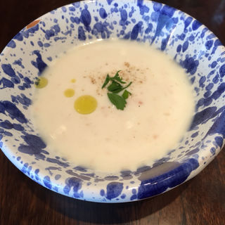 ジャガイモと生ハムの冷製スープ（DONNA）(カンティーナ シチリアーナ トゥットイル マーレ)