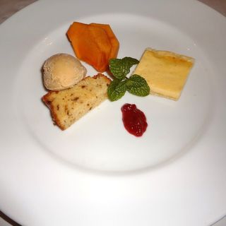 デザート盛合せ(レストラン タガミ （Restaurant Tagami）)