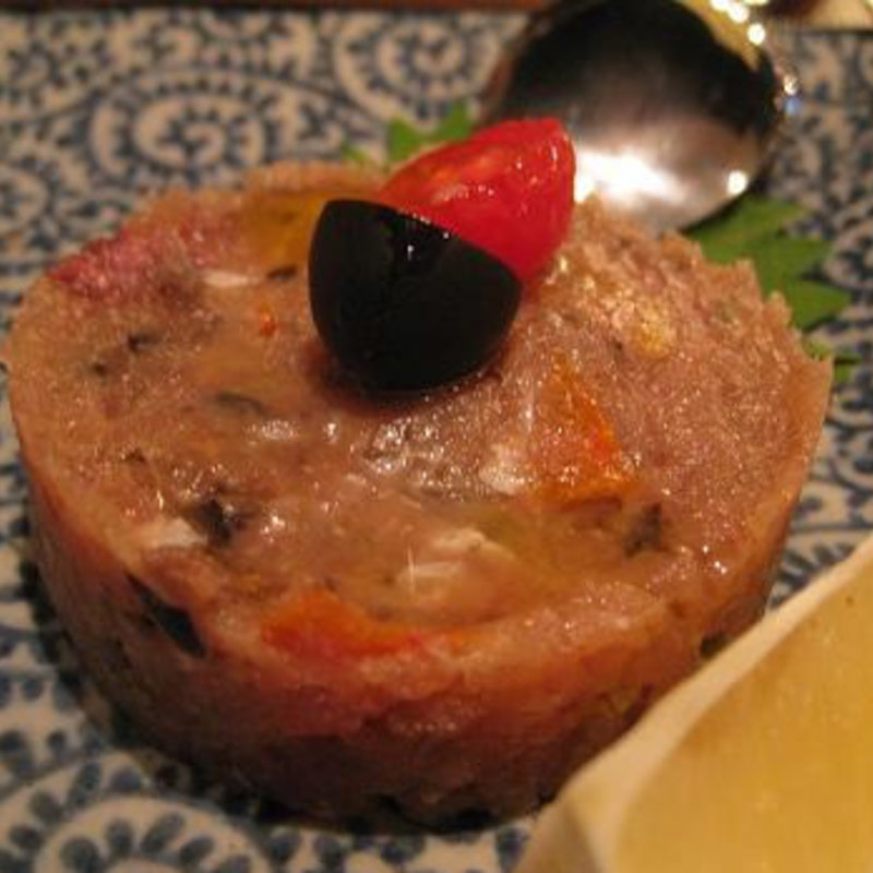 鮮魚とオリーブのなめろう(湘南の魚とワインの店 ヒラツカ)