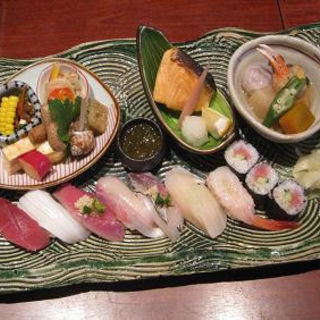 お寿司とお料理“贅沢”大皿(五條)