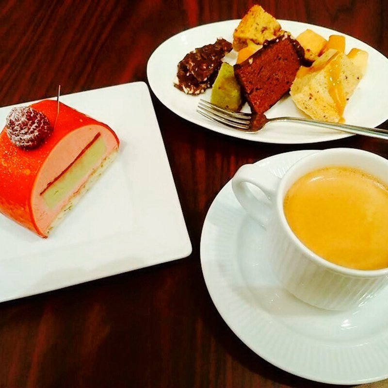 ケーキセット(菓子s パトリー （かしす ぱとりー）)