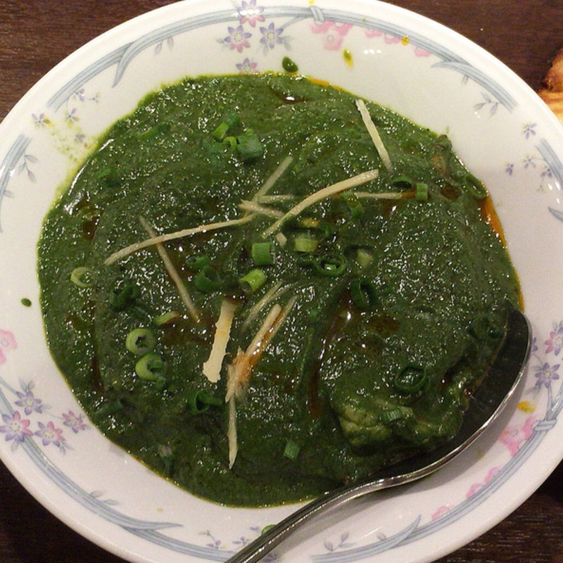 ホウレン草入エビカレー(アヴァタール)