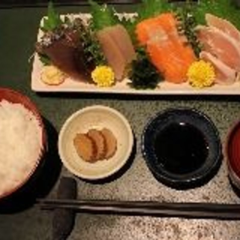 お刺身定食(ほろよいダイニングちどりあし （【旧店名】地鶏脚）)