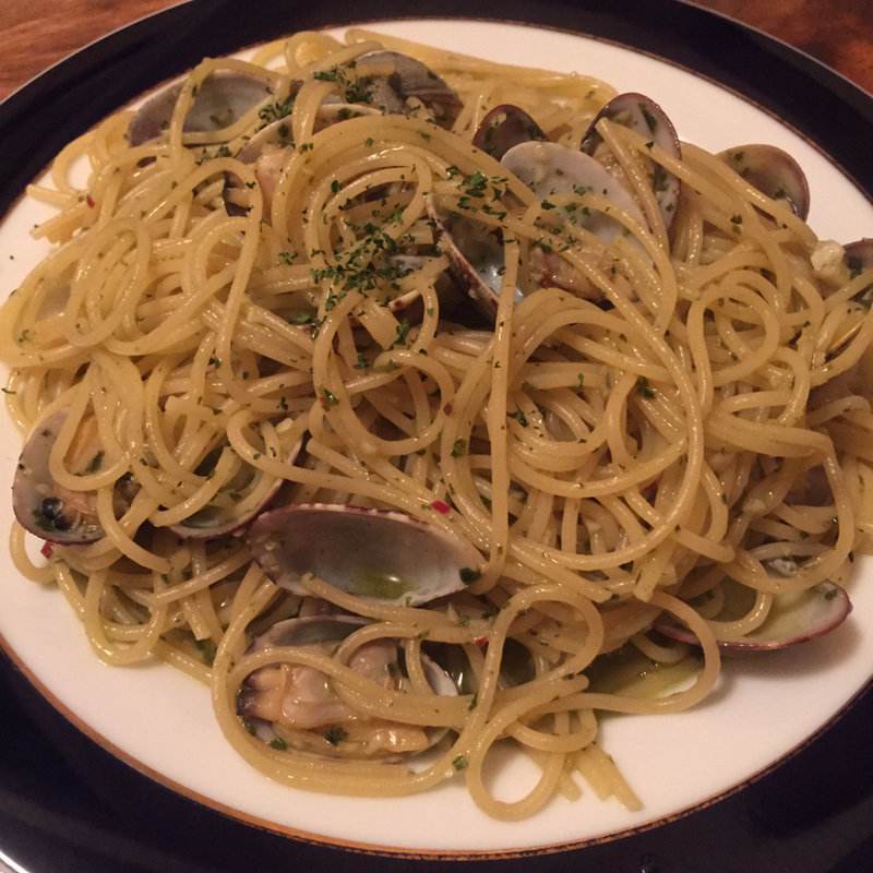 あさりのスパゲティーバジル風味 大盛り(Fatty's)