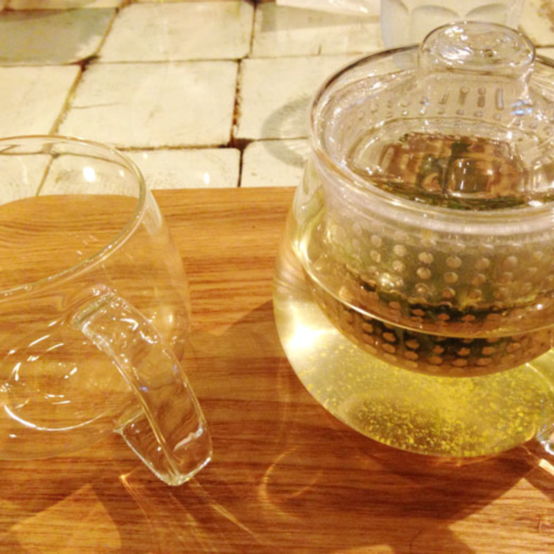 ハーブティー(マザー アース カフェ （Mother earth cafe）)