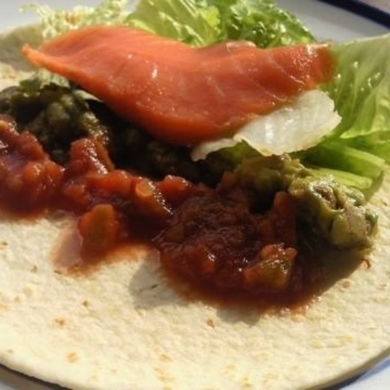 サーモン＆アボカド＆サルサ(ミートキング 津田沼店 )