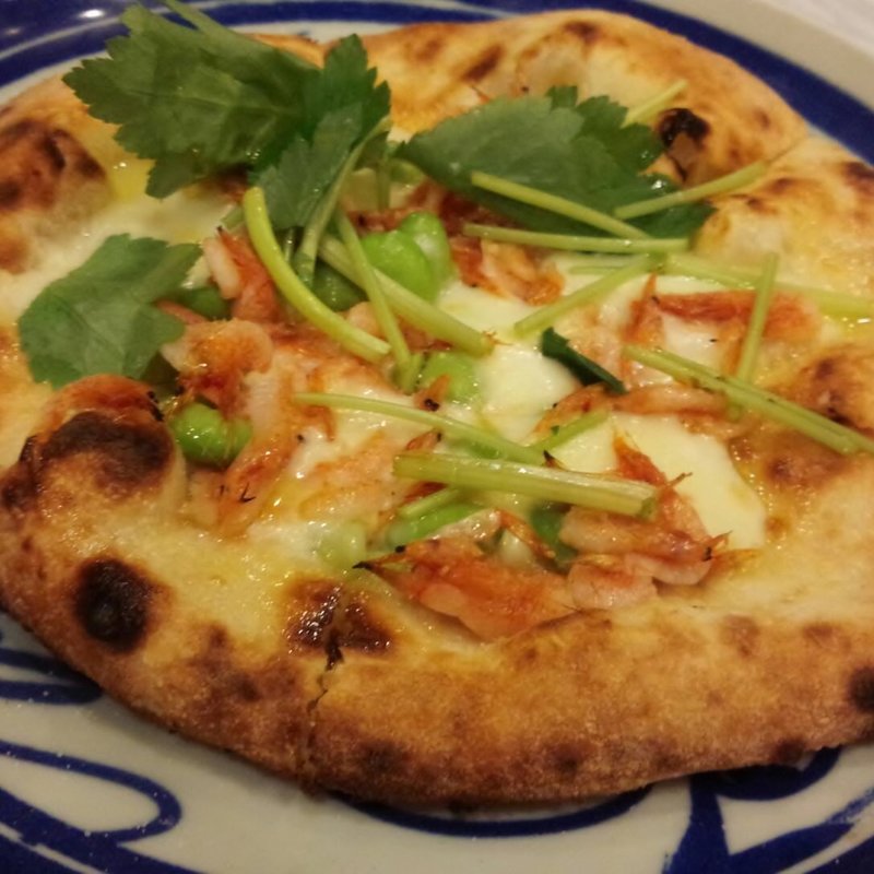 駿河湾産桜海老のピッツァ(イタリア食堂 Vino uno)