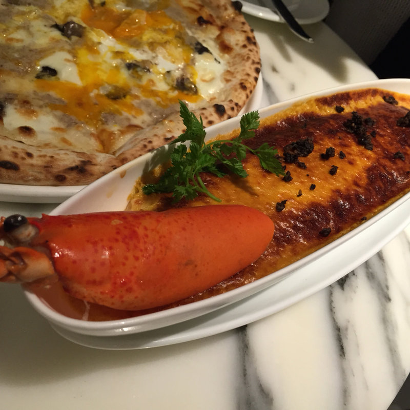 オマール海老のクネル(俺のフレンチ・イタリアン AOYAMA )