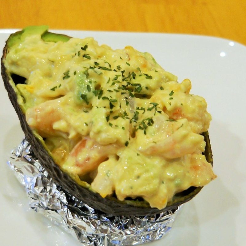 海老とアボカドのタルタル(伊太そば イタリアンラーメン)