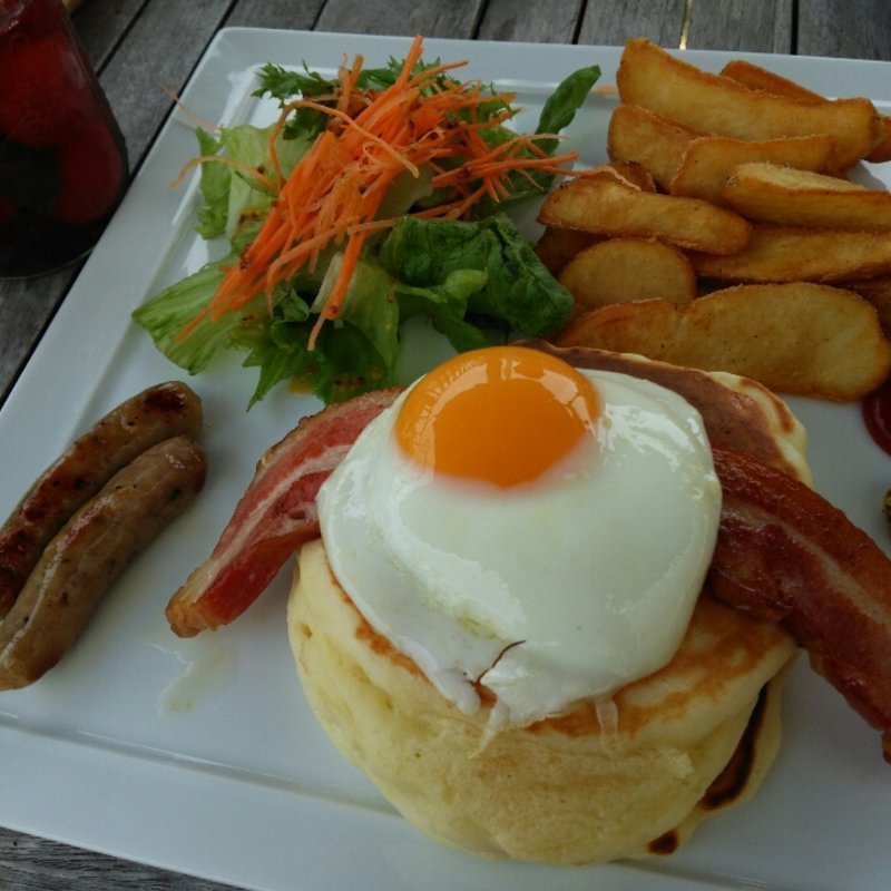 パンケーキ（ベーコン＆エッグ）(RH Cafe 辻堂店)