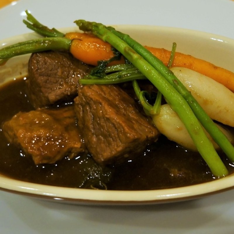 牛肉の黒ビール煮込み(伊太そば イタリアンラーメン)