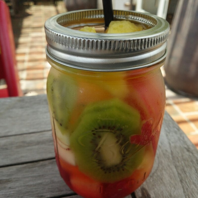 デトックスウォーター（フルーツ）(RH Cafe 辻堂店)