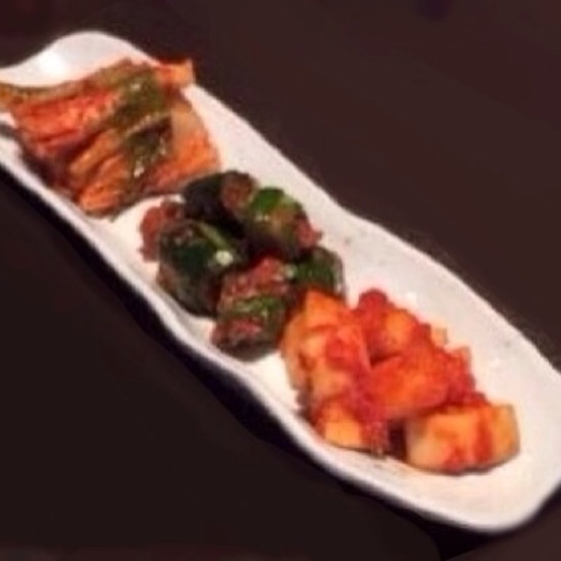 キムチ盛合せ(韓国家庭料理　舎廊房 （サランバン）)