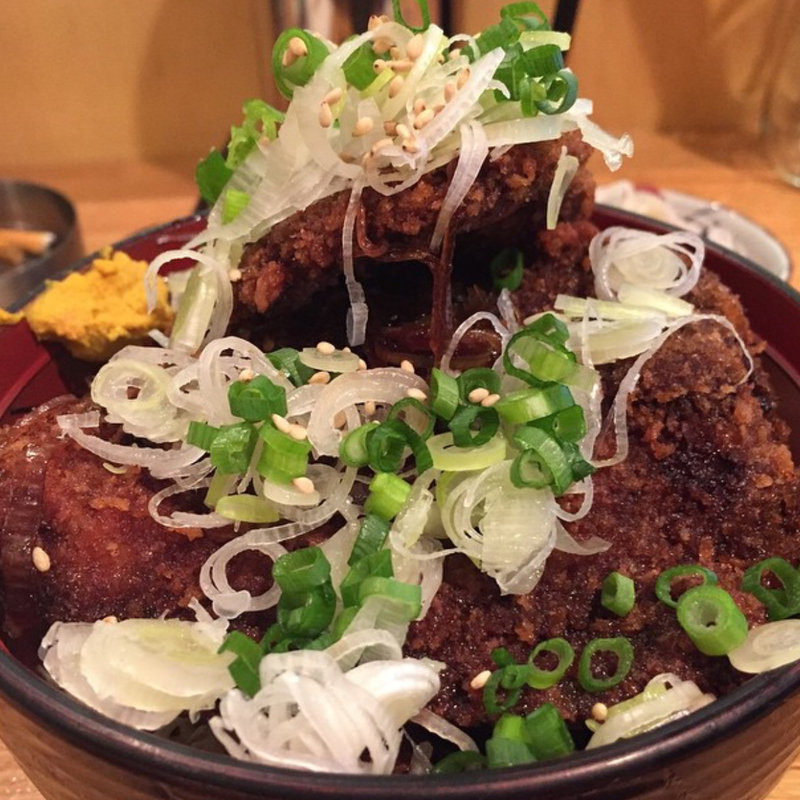 揚げレバー丼(Bistro Zancn ビストロ・ザンシン)