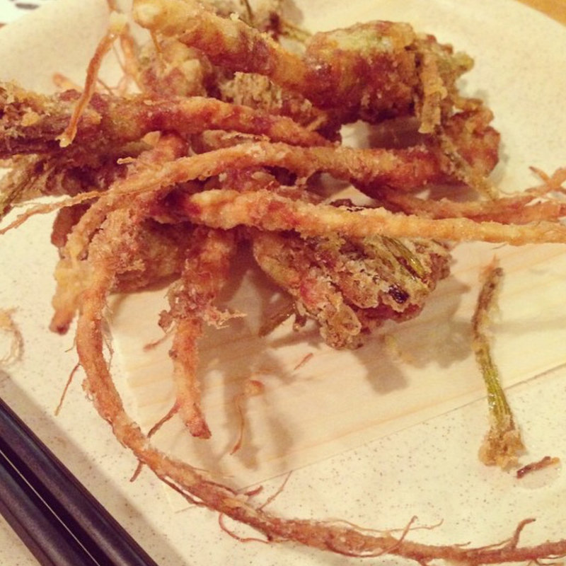 根っこパクチー竜田揚げ(Bistro Zancn ビストロ・ザンシン)