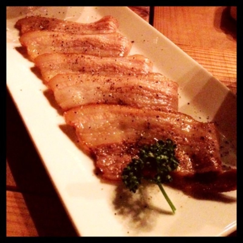 富士黒豚の自家製ベーコン(燻製kitchen 五反田店)