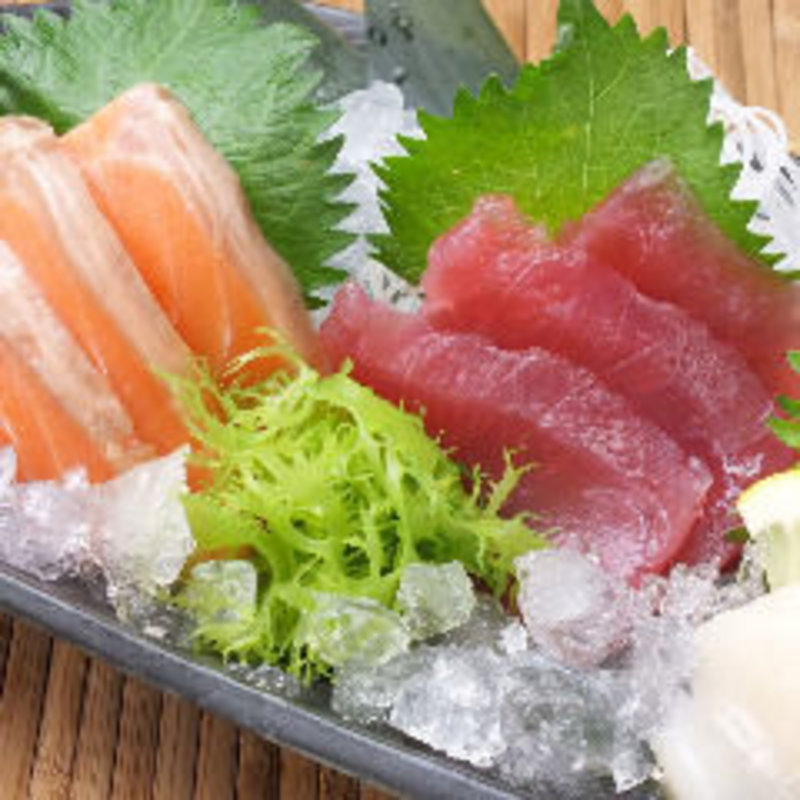 お造り三点盛り(居酒屋 じゅうにねん)