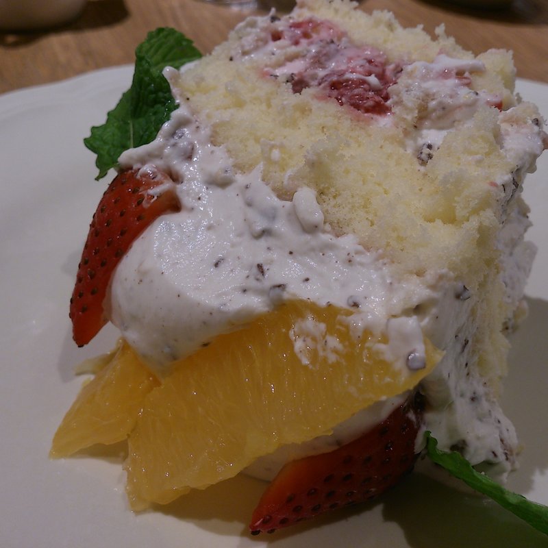 苺とオレンジのズコットケーキ(アフタヌーンティー・ティールーム 東京スカイツリータウン・ソラマチ)