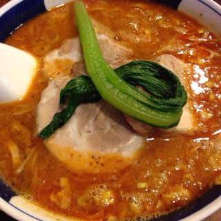 太肉担々麺(支那麺 はしご 銀座八丁目店 （しなめんはしご）)