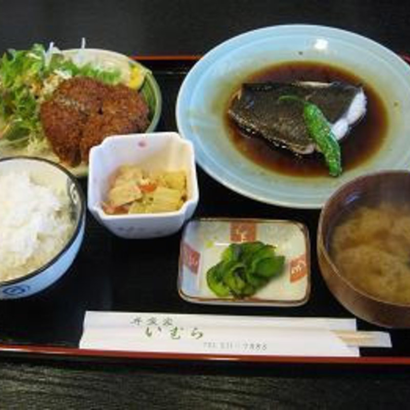 目鯛の煮付と自家製メンチカツ(井魚家 いむら)