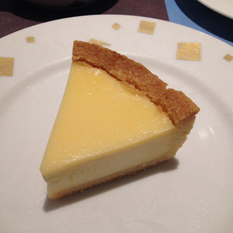 ベイクドチーズタルト(ダロワイヨ 銀座本店)