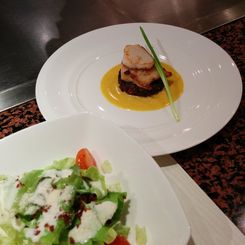 お好み焼き屋さんの特製　鉄板焼(プレジデント　千房)