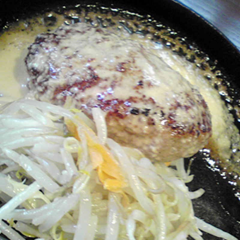 ガーリック ハンバーグ(Grillマッシュ)