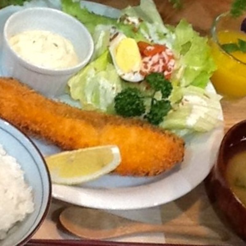 サーモンフライ定食(toto kitchen)