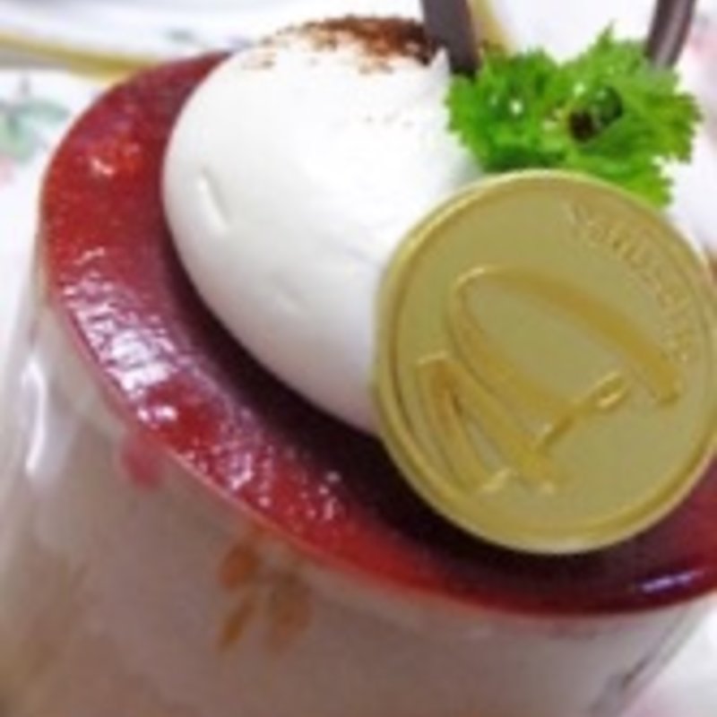 ラズベリーのムース(カフェ ド ガモヨン （café de GAMOYON）)