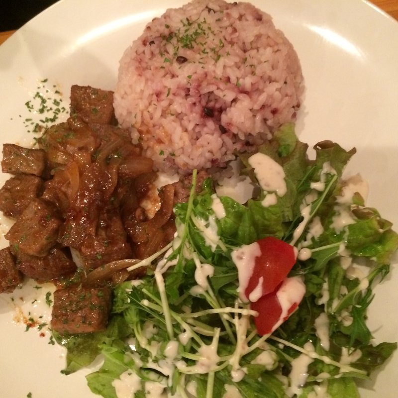 サイコロステーキ(アートカフェピクニック)