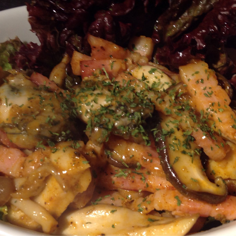 牡蠣とベーコンときのこ(Mexican SABO)