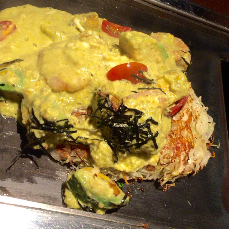 アボカドお好み焼き(京ちゃばな なんば道頓堀店)