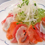 海鮮満腹サラダ(琥白 （Kohaku）)