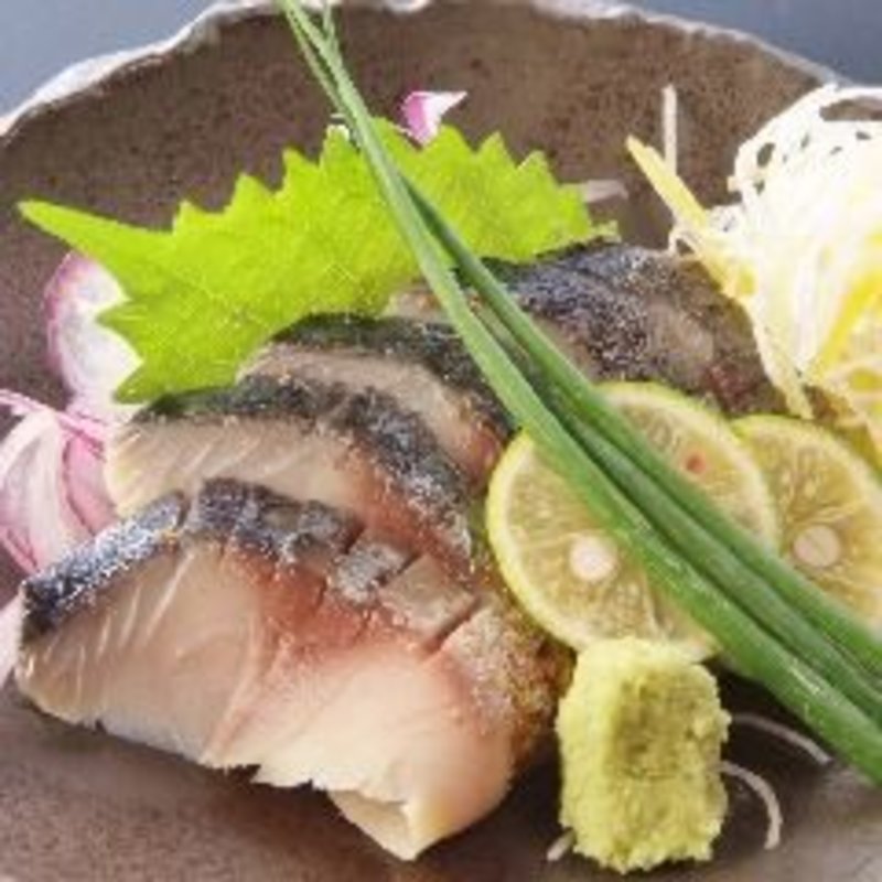 炙りシメサバ(琥白 （Kohaku）)