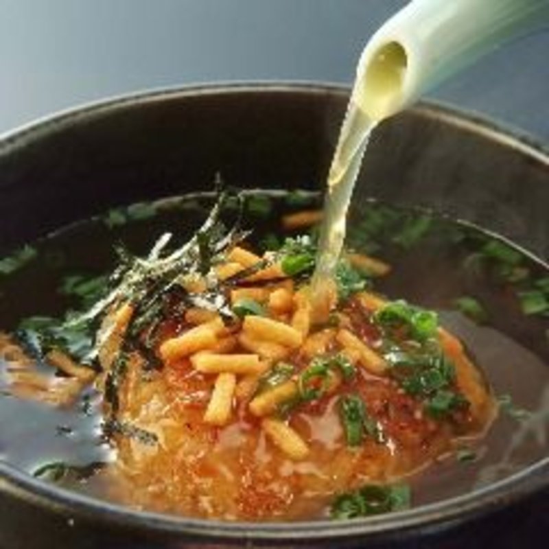 焼おにぎりの鯛茶漬け仕立て(琥白 （Kohaku）)