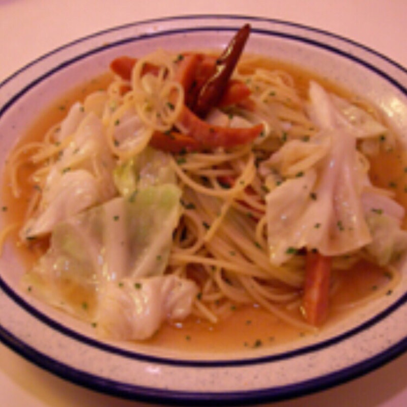 キャベツとソーセージのペペロンチーノ(バワリーキッチン)